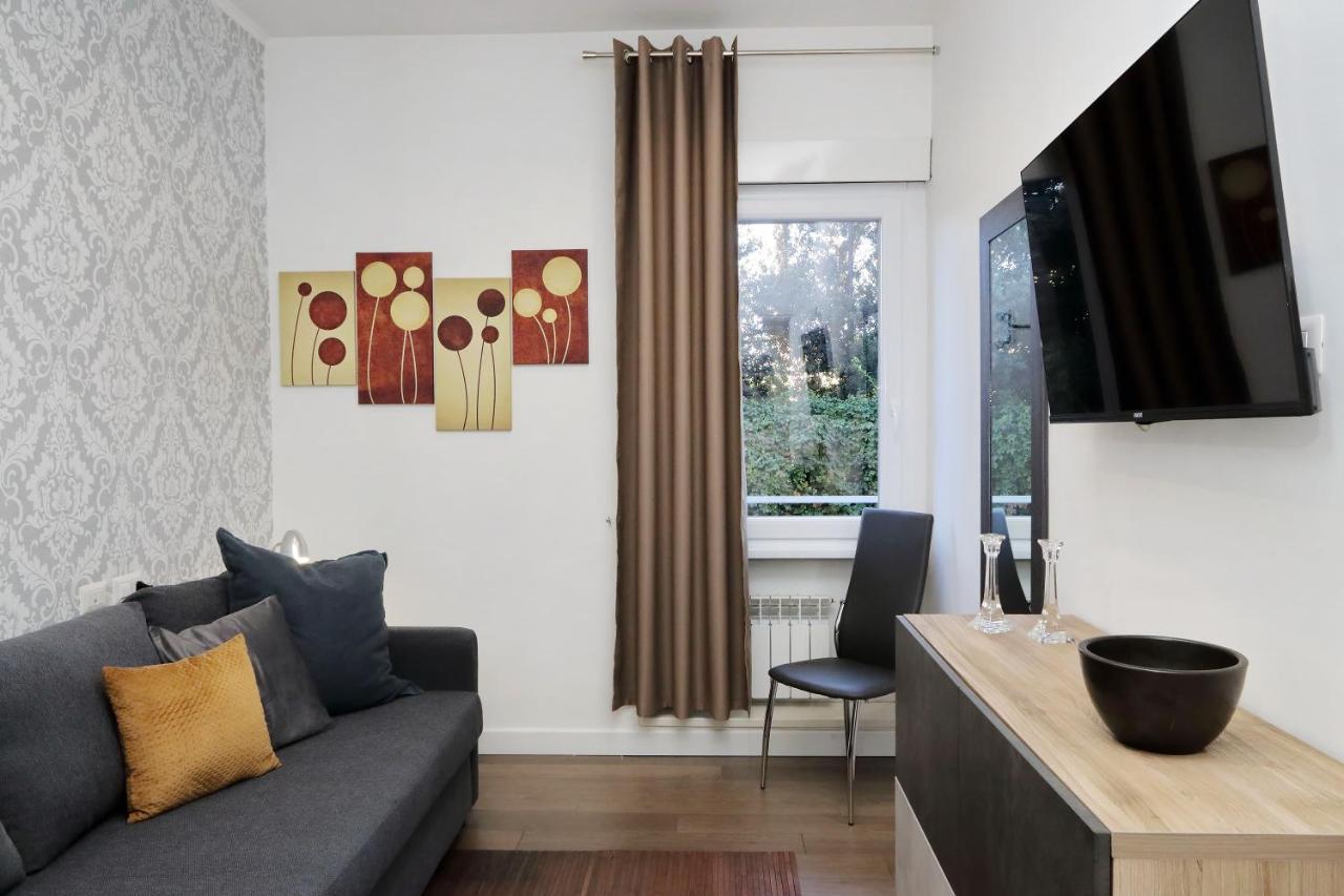 Druso Dream Apartment Colosseo โรม ภายนอก รูปภาพ